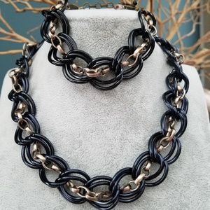 Sabika Bundle Up Choker and Bracelet